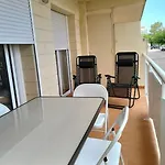 Con Piscina Junto A La Playa Apartment