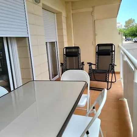 Con Piscina Junto A La Playa Apartment