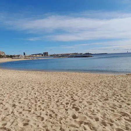 Con Piscina Junto A La Playa *